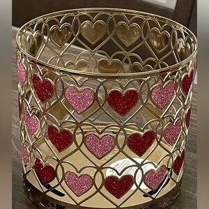 NWT bath and bodywork Valentine’s Day pink and red hearts candle holder